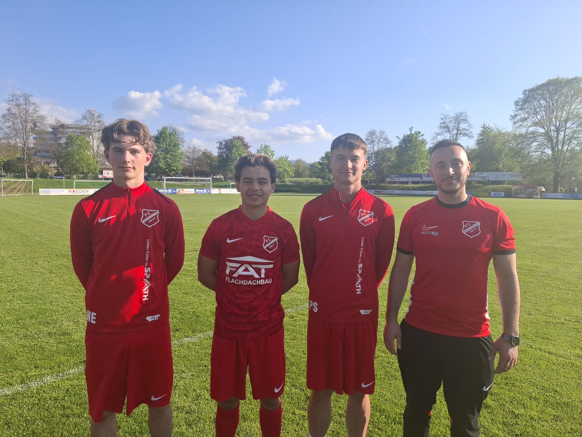 2026 27 01 Jugenspieler Ebner, Pohla, Paul Stoll Sportlicher Leiter